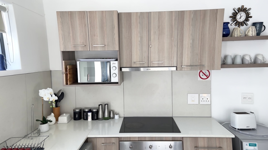 2 Bedroom Property for Sale in Zonnebloem Western Cape